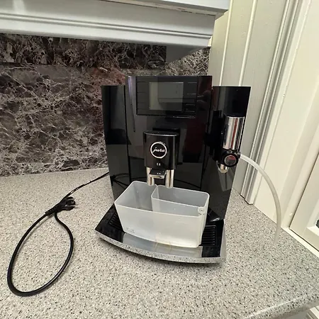 Apartament With A Beautiful View In The Center Of